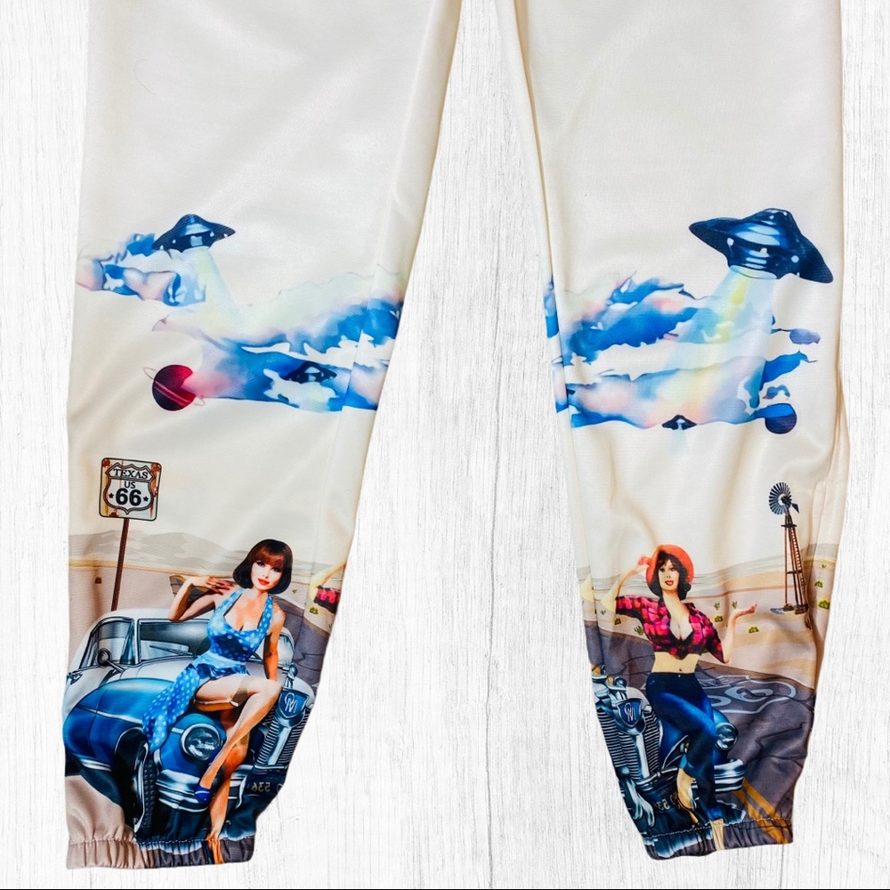 Route Us 66 Ufo Printed Draw String Joggers - image 4